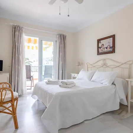 Alcazaba Zona Apartman *